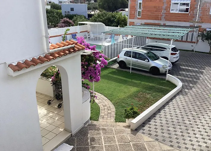 Apartments Manda