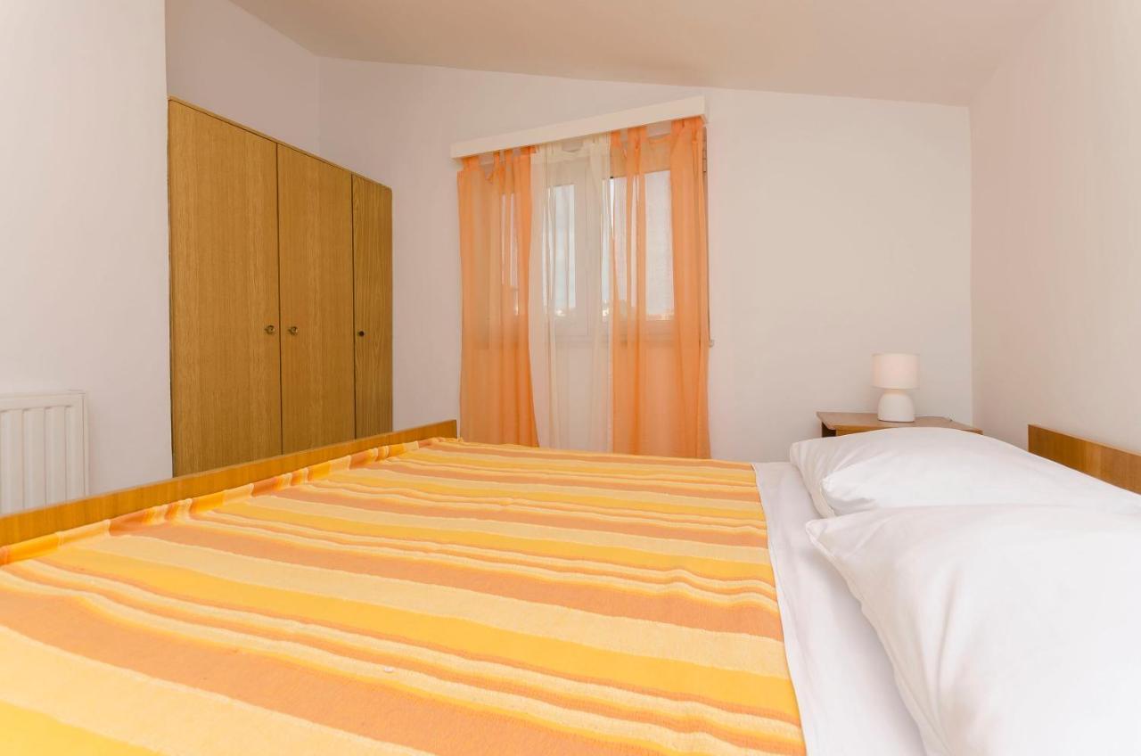 Apartment Manda
